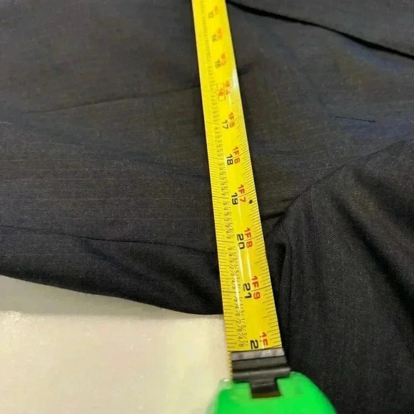 Armani collezioni men’s blazer black w/ very fine stripe 100% wool sz EU… - Picture 6 of 9